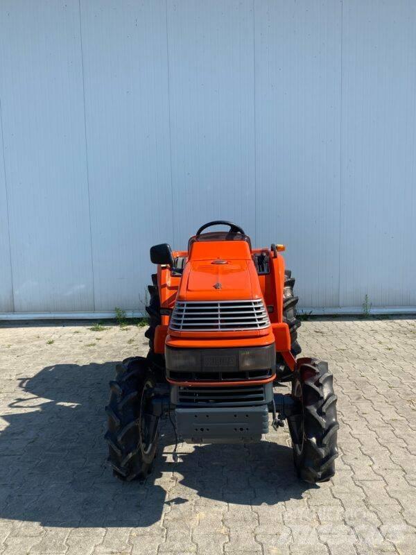 Kubota SATURN X24D Naudoti kompaktiški traktoriai