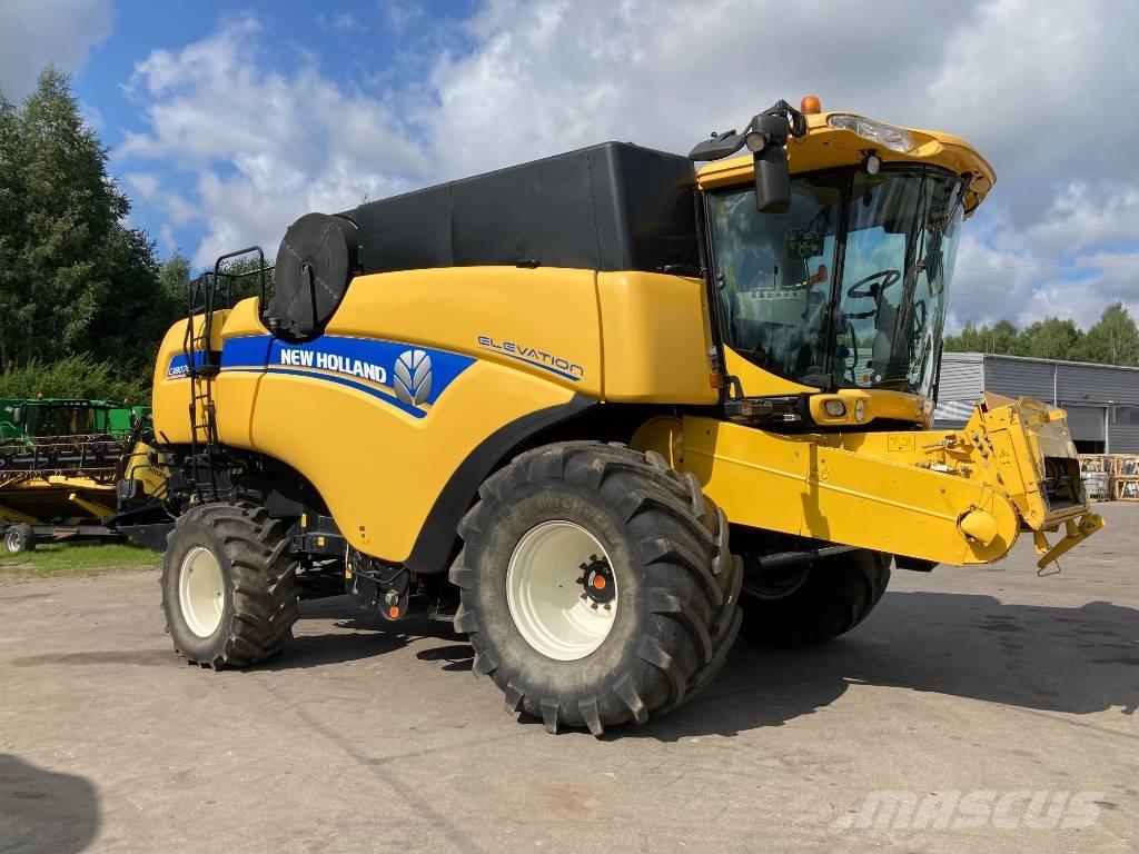 New Holland CX 8070 Derliaus nuėmimo kombainai