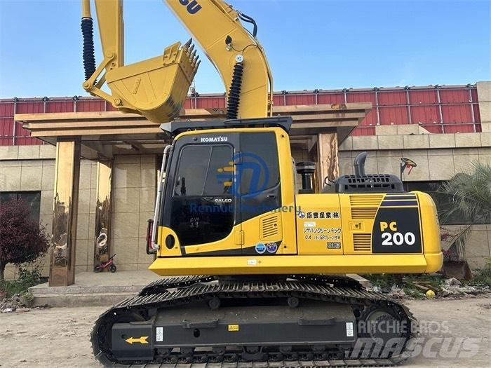Komatsu PC200-8MO Vikšriniai ekskavatoriai
