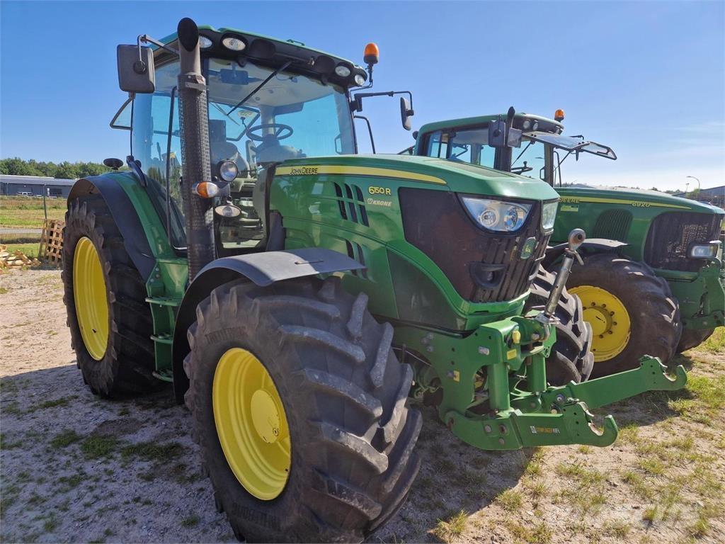 John Deere 6150R Traktoriai
