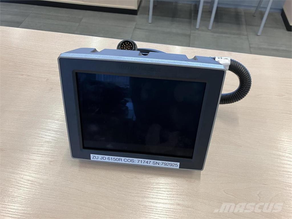 John Deere 6150R Traktoriai