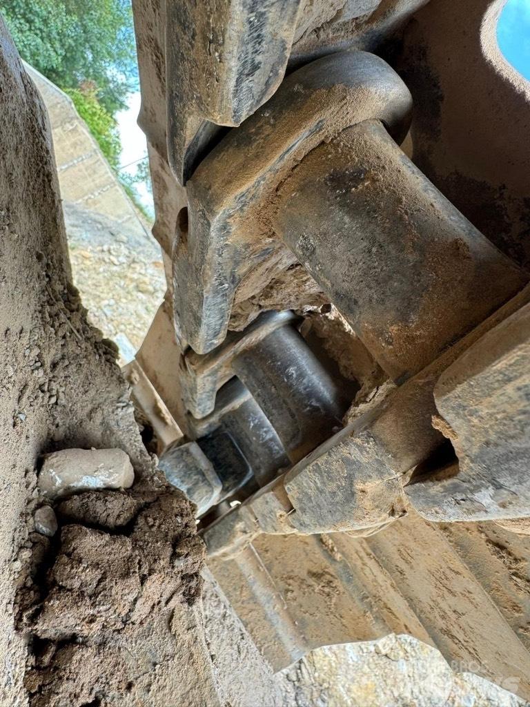 Volvo ECR 235 C L Vikšriniai ekskavatoriai