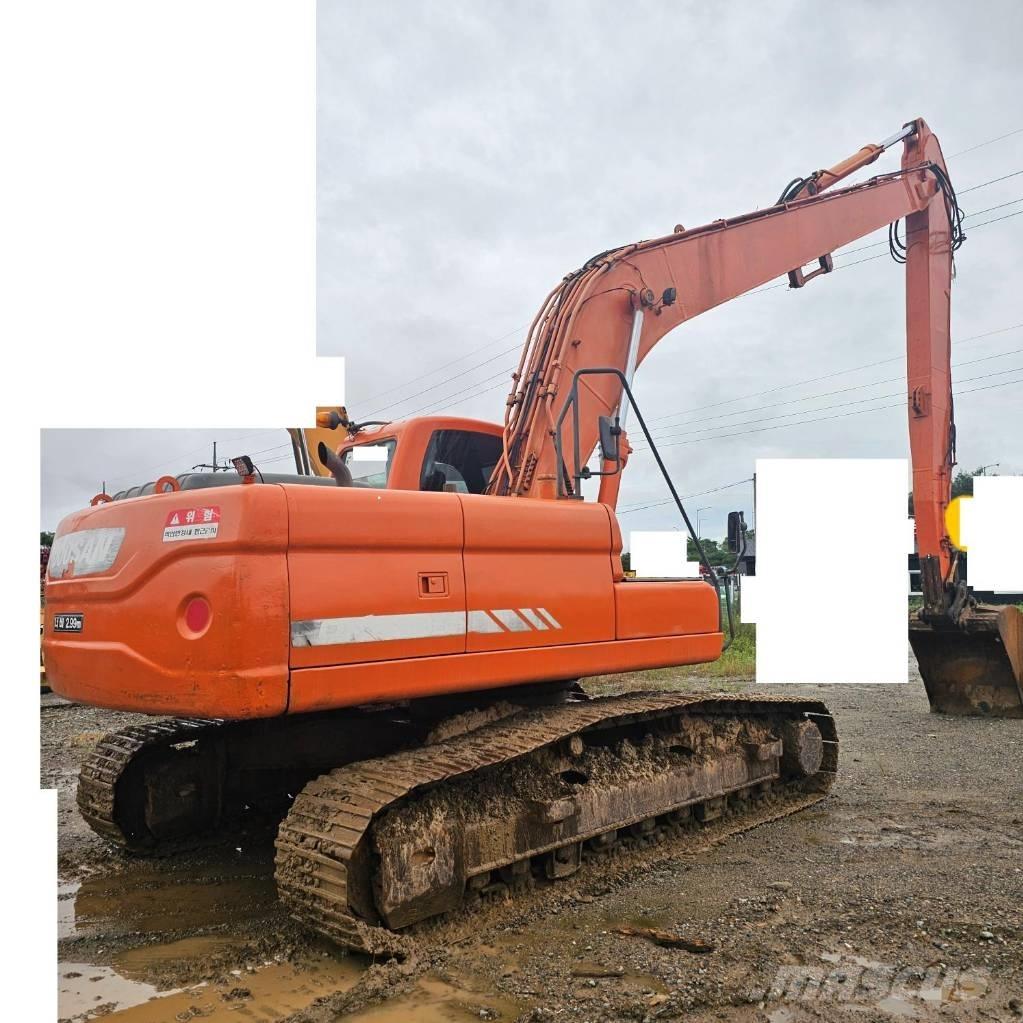 Doosan DX 220 LCA Vikšriniai ekskavatoriai