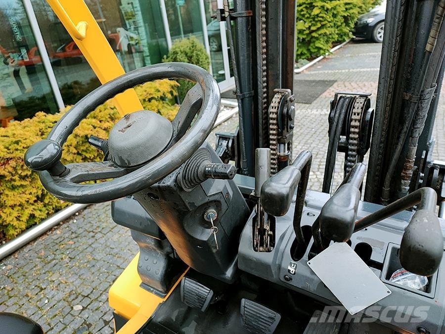 TCM U1D2A20LH LPG (dujiniai) krautuvai