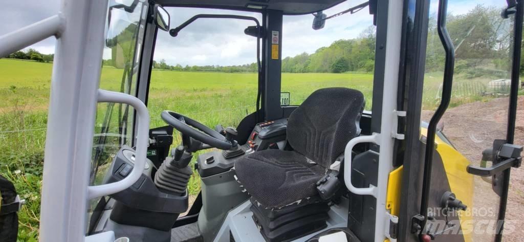 Wacker Neuson WL 28 Krautuvai su šoniniu pasukimu