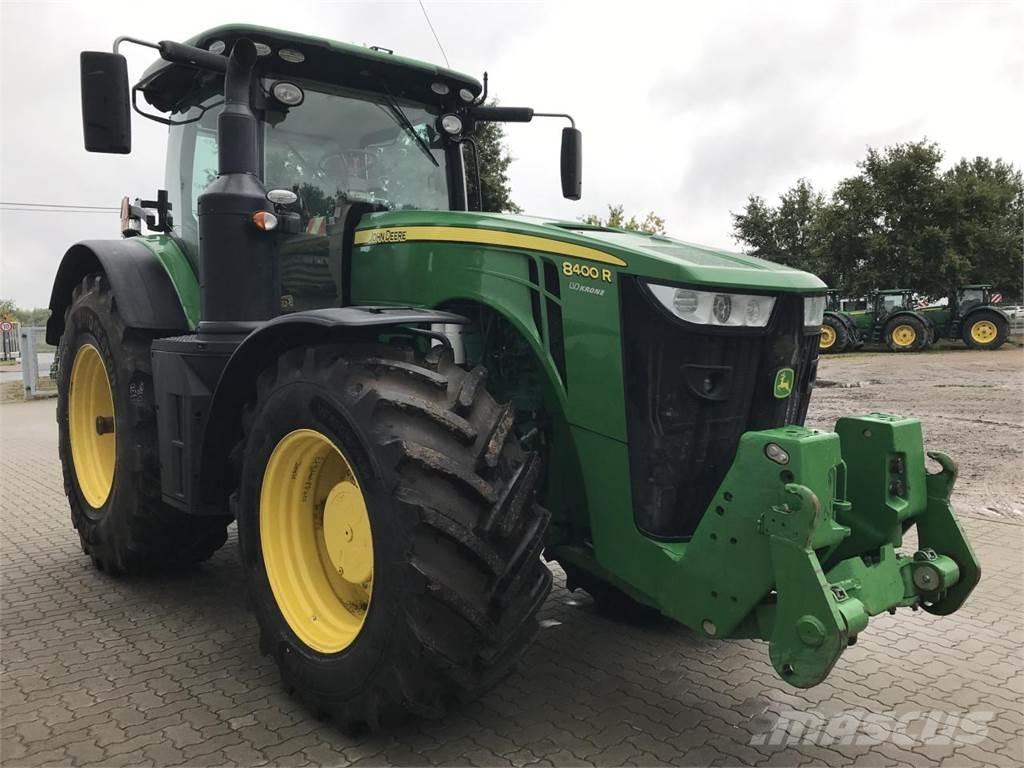 John Deere 8400R Traktoriai
