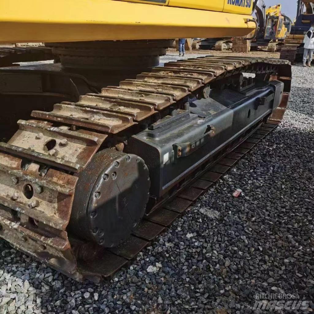 Komatsu 450LC-8 Vikšriniai ekskavatoriai