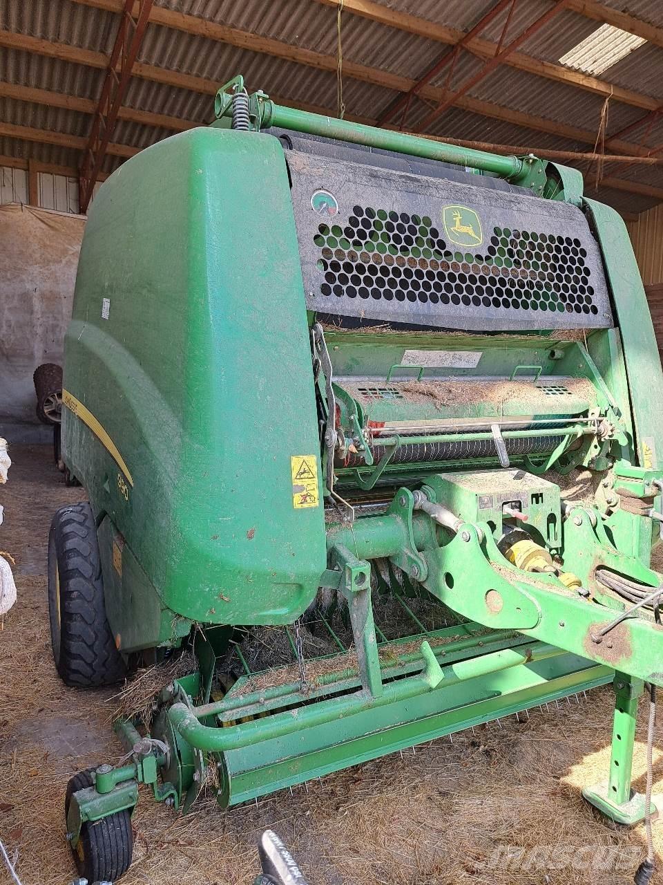 John Deere 990 Ritinių presai