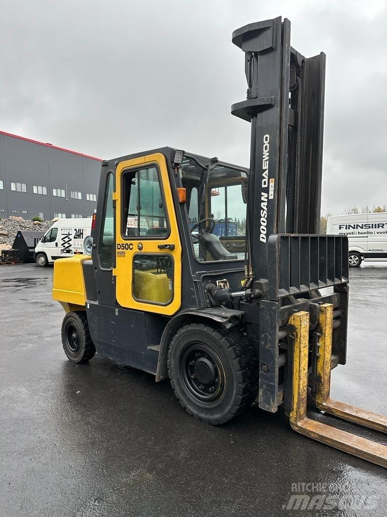 Doosan Daewoo D50-C2 Dyzeliniai krautuvai