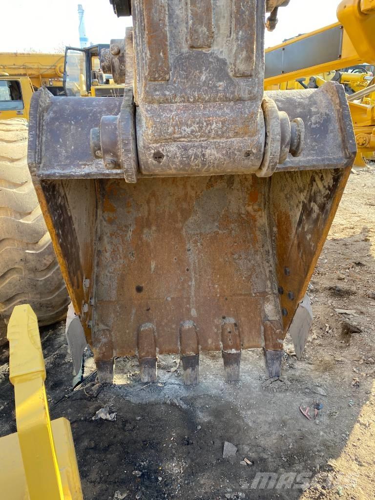Hyundai R 215-9 Vikšriniai ekskavatoriai