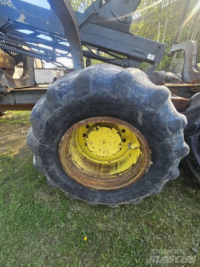 John Deere 1510 G Naudoti miškovežiai (Forvarderiai)