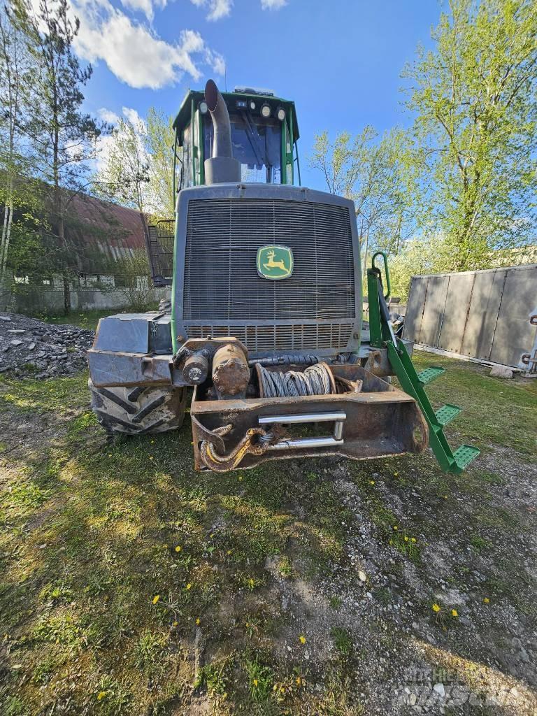 John Deere 1510 G Naudoti miškovežiai (Forvarderiai)