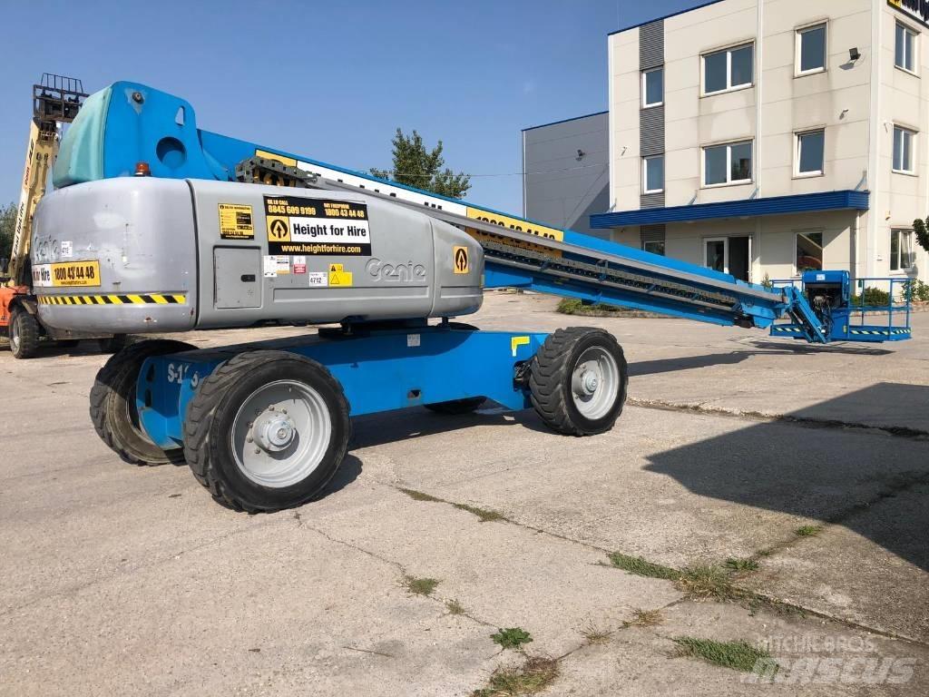 Genie S 125 Teleskopiniai keltuvai