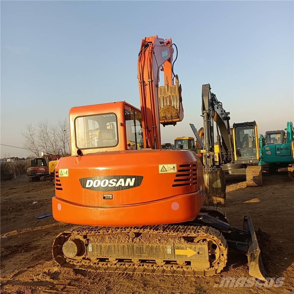 Doosan DH80G Vidutinės galios ekskavatoriai 7-12 t