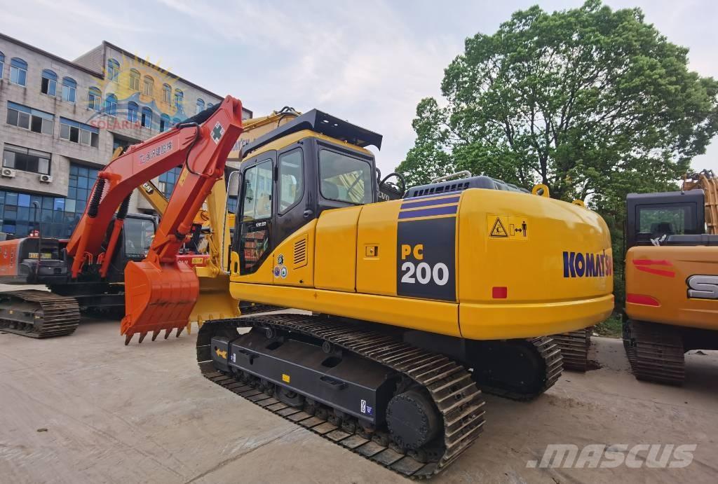 Komatsu PC 200-7 Vikšriniai ekskavatoriai