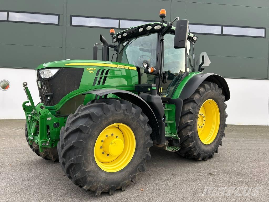 John Deere 6215 R Traktoriai