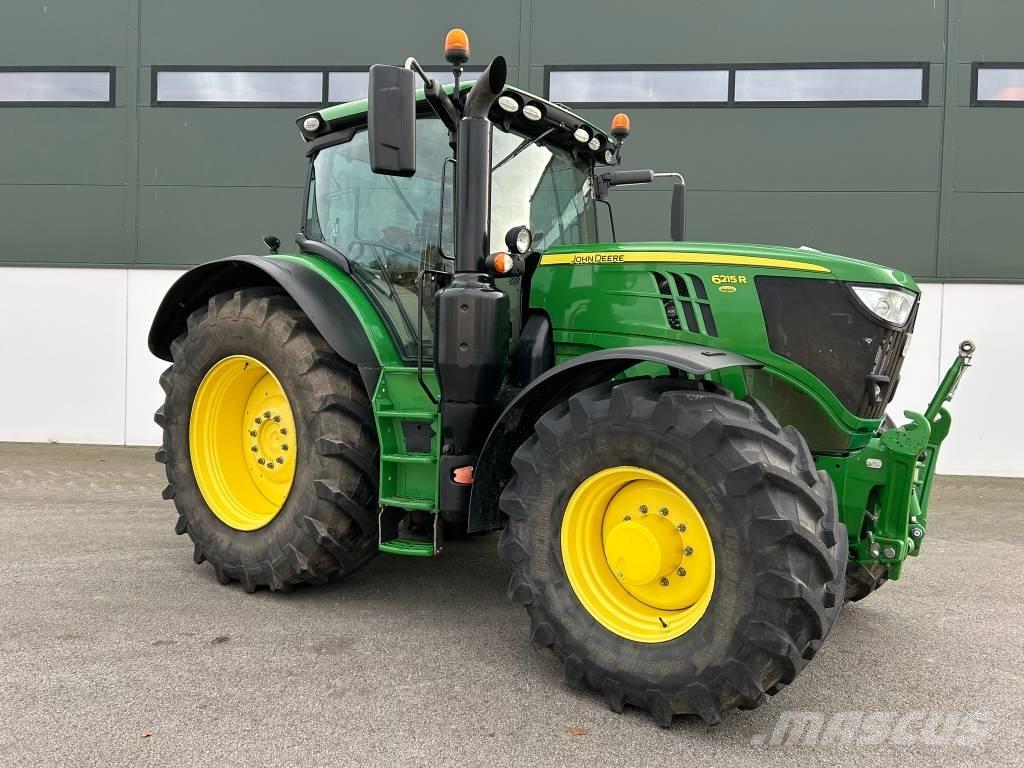 John Deere 6215 R Traktoriai