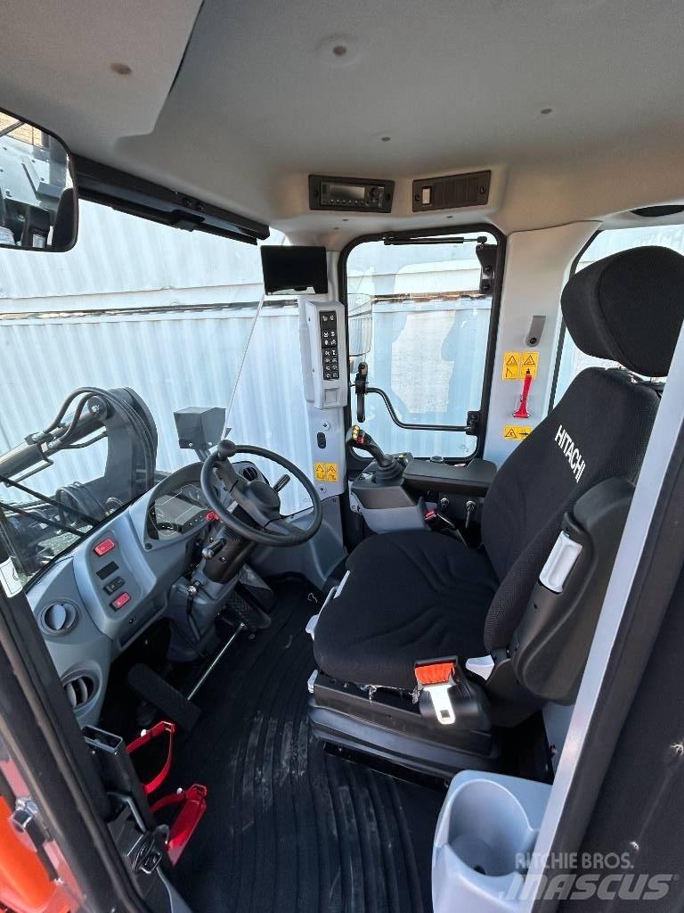 Hitachi ZW 160 PL-7 Naudoti ratiniai krautuvai