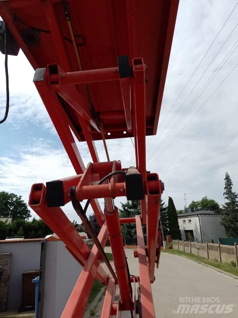 Haulotte Compact 10 Žirkliniai keltuvai