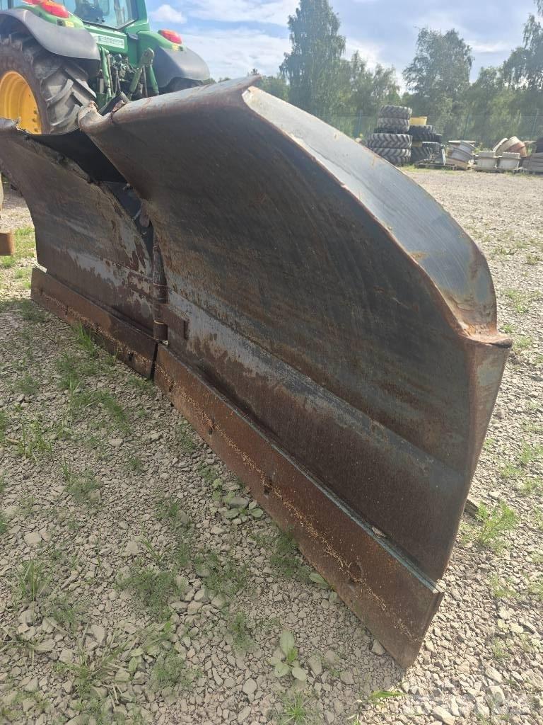 Holms pv-2,4 Sniego peiliai ir valytuvai