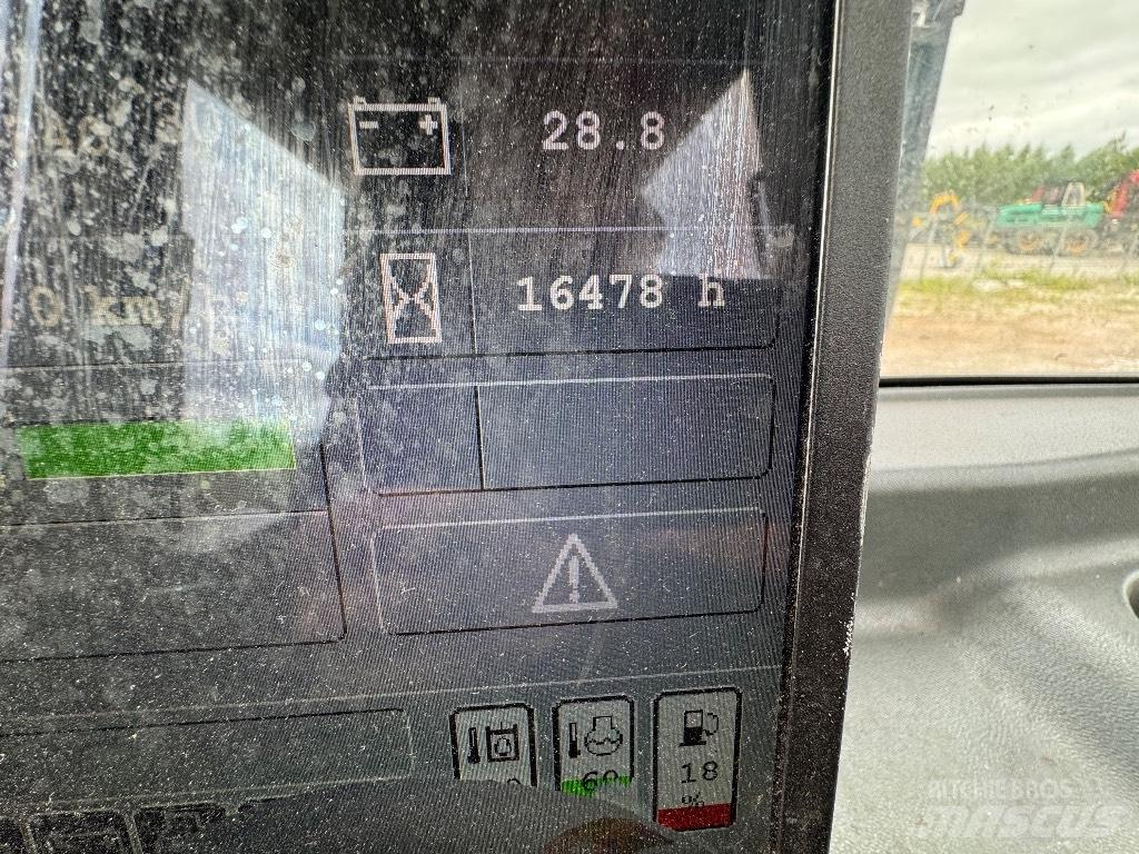 Komatsu 830.3 Naudoti miškovežiai (Forvarderiai)