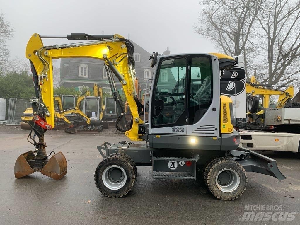Wacker Neuson EW65 Ratiniai ekskavatoriai