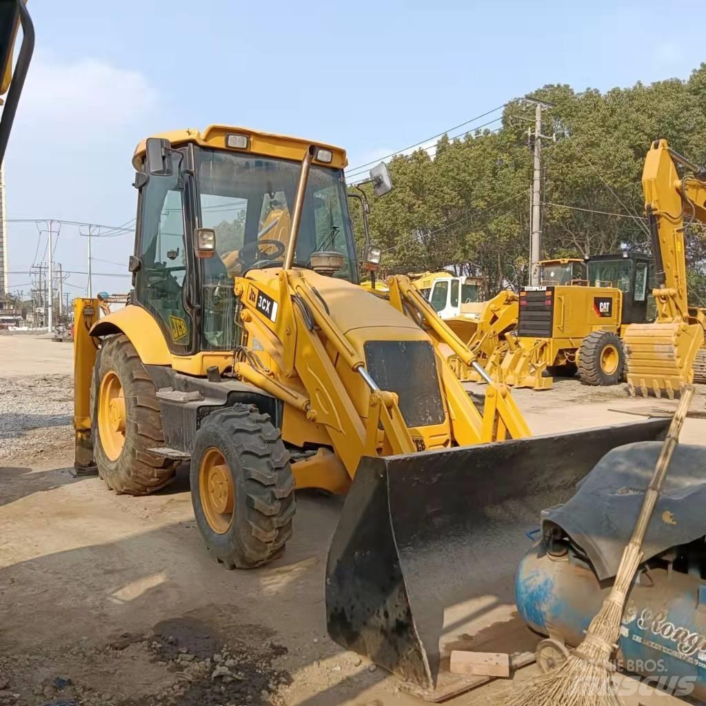 JCB 3CX Ekskavatoriniai krautuvai