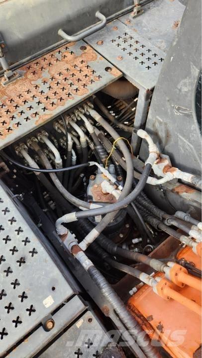 Doosan DX 210 W Ratiniai ekskavatoriai