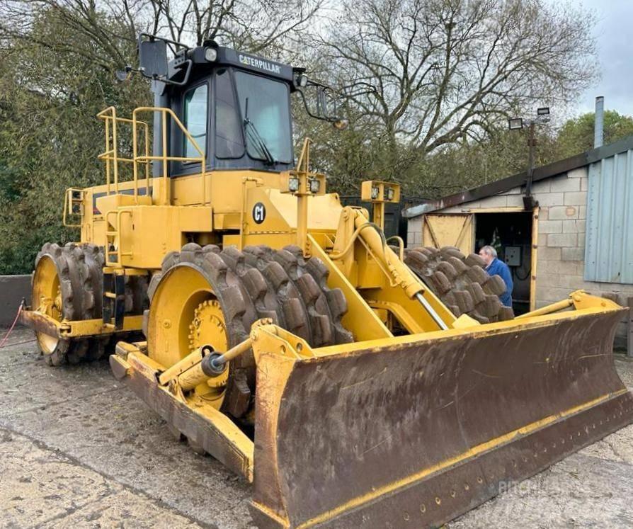 CAT 825 C Gruntiniai volai