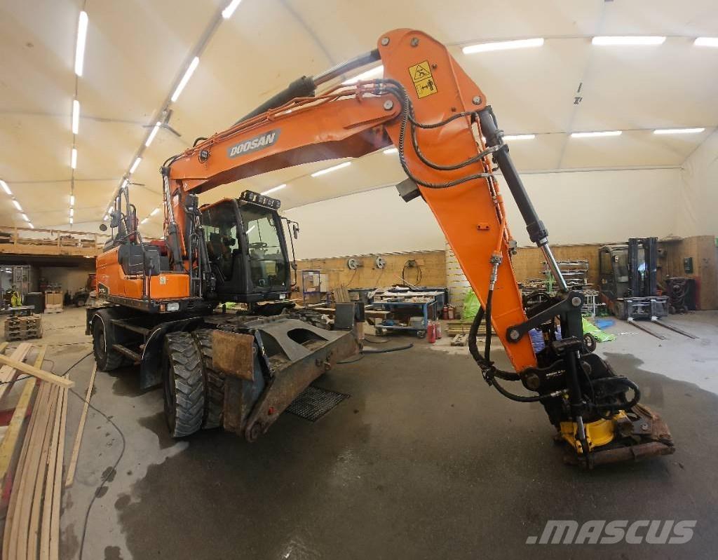 Doosan DX 170 W Ratiniai ekskavatoriai