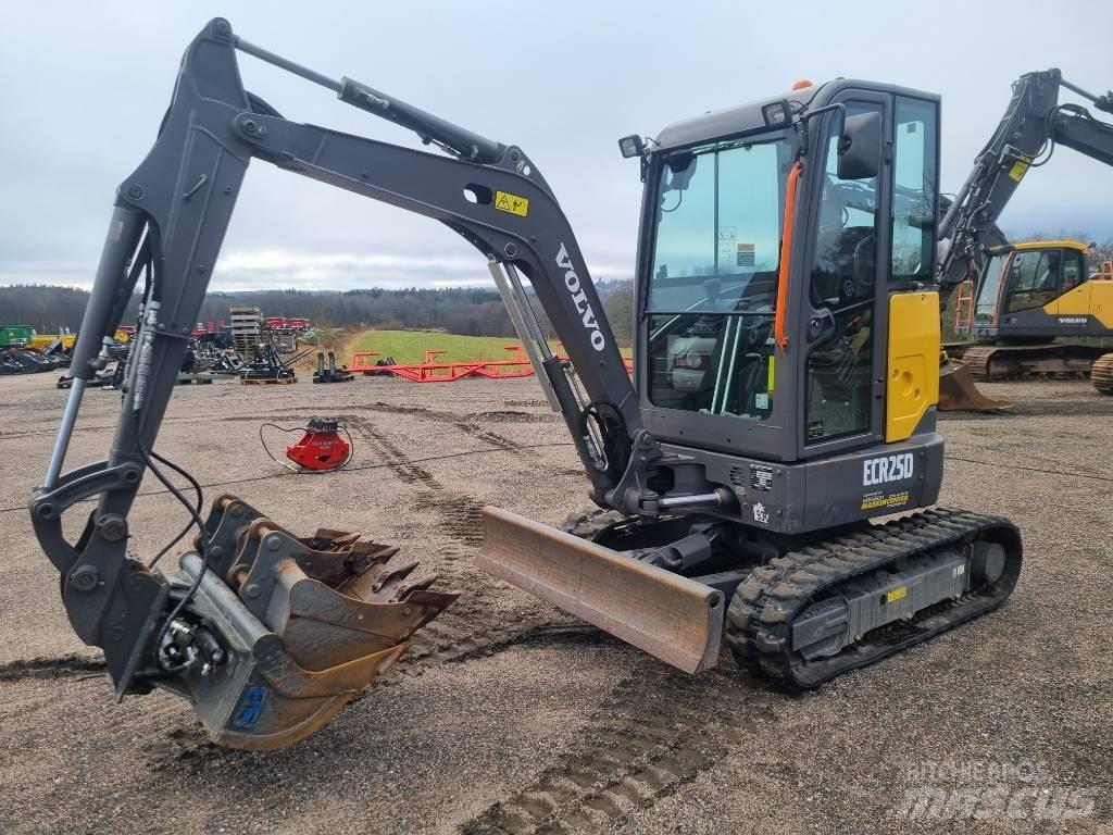 Volvo ECR25 D Mini ekskavatoriai < 7 t