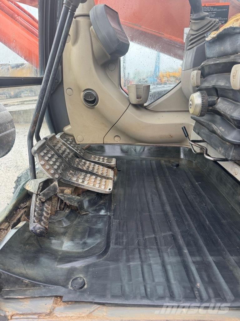 Hitachi zx210 Vikšriniai ekskavatoriai