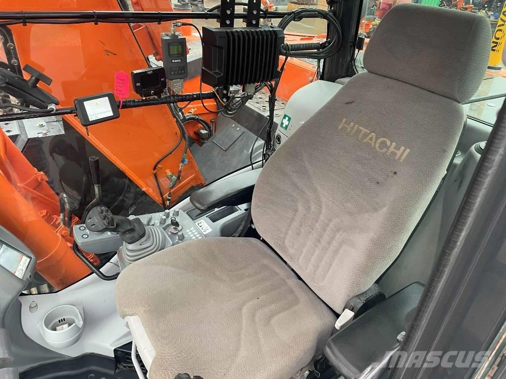 Hitachi ZX 135 US-5B Vikšriniai ekskavatoriai