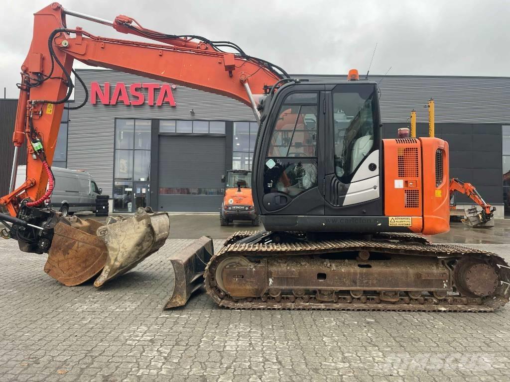 Hitachi ZX 135 US-5B Vikšriniai ekskavatoriai