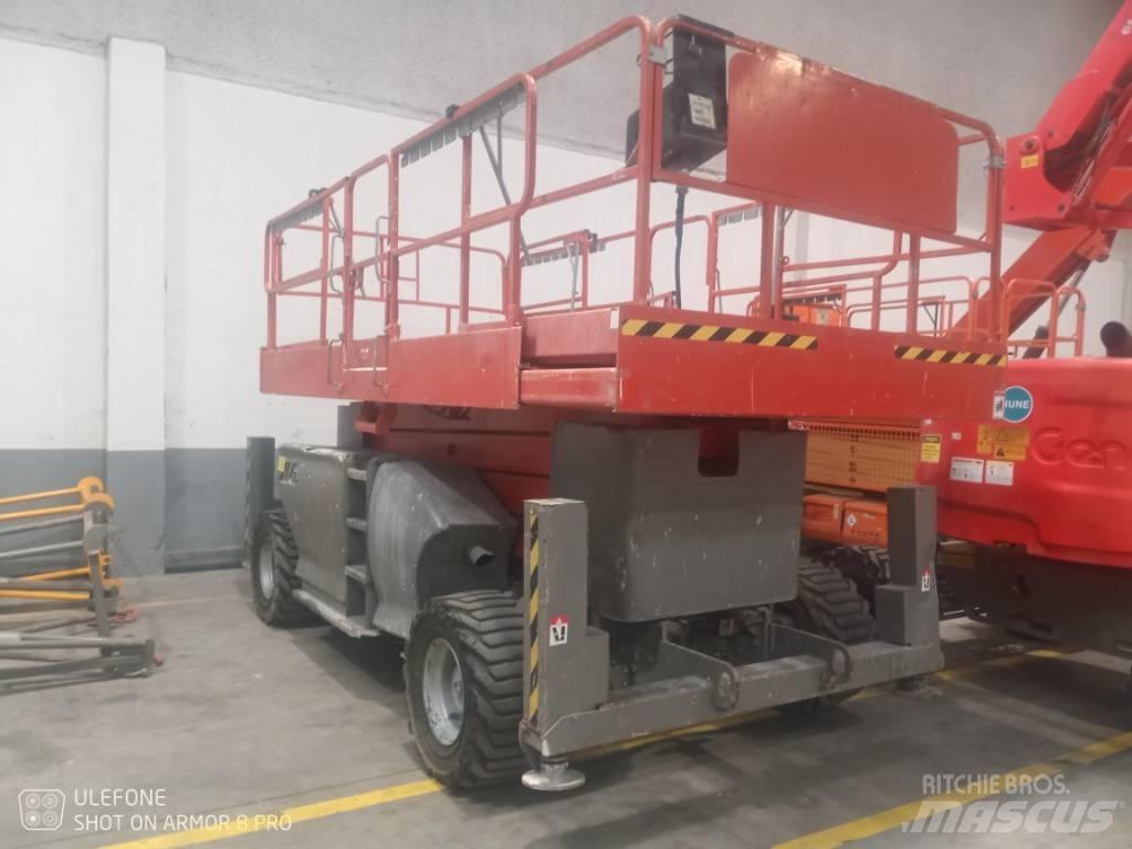 JLG 4394 RT Žirkliniai keltuvai