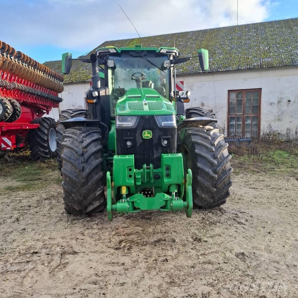 John Deere 8R410 Traktoriai