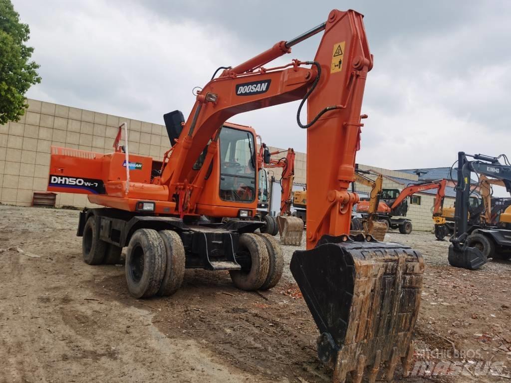 Doosan DH 150 W-7 Ratiniai ekskavatoriai
