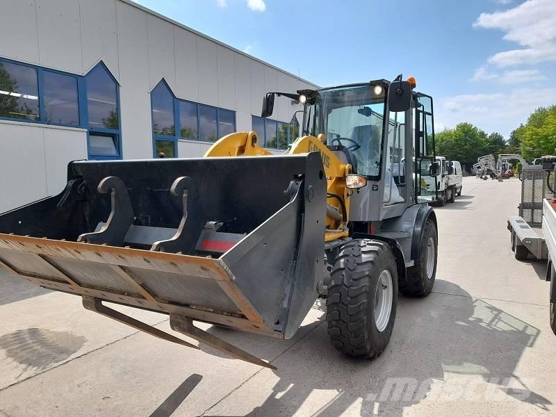 Paus SL 9075 Naudoti ratiniai krautuvai