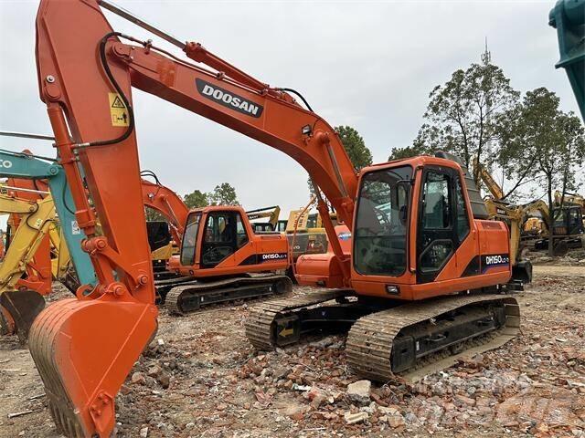 Doosan DH150 Vidutinės galios ekskavatoriai 7-12 t