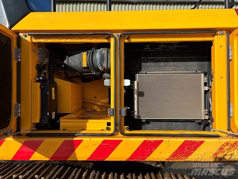 JCB 220X Vikšriniai ekskavatoriai