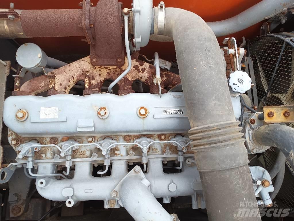 Hitachi ZX 200 Vikšriniai ekskavatoriai