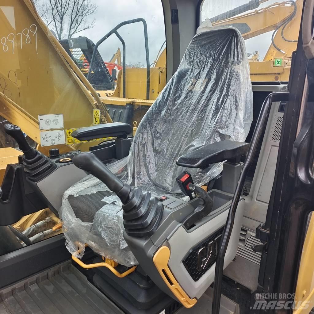CAT 320GC Vikšriniai ekskavatoriai