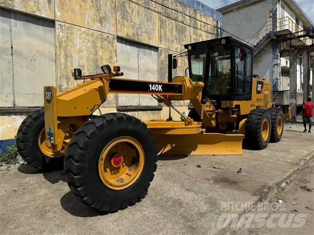 CAT 140 K Greideriai