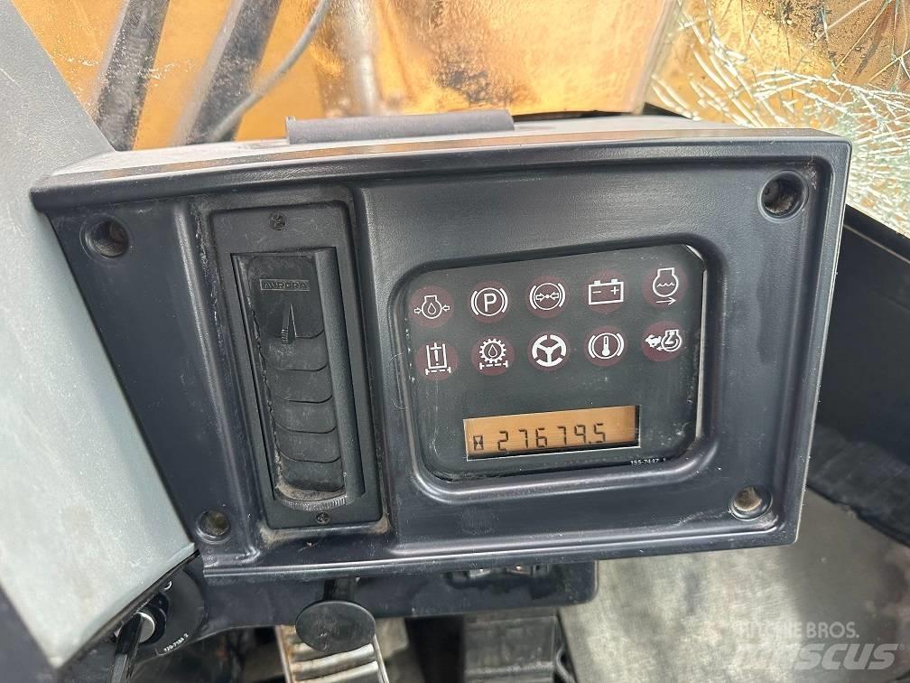 CAT 988 G Naudoti ratiniai krautuvai