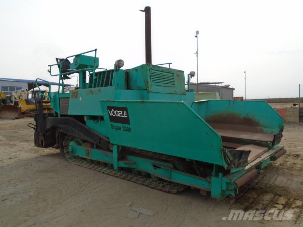 Vögele Super 2000 Asfalto klotuvai