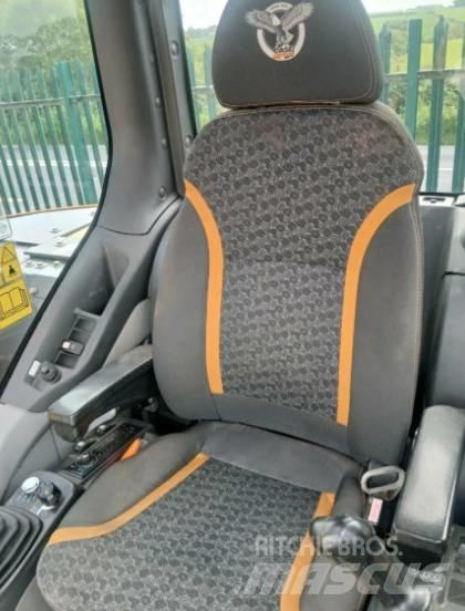 CASE CX 85 D Vidutinės galios ekskavatoriai 7-12 t