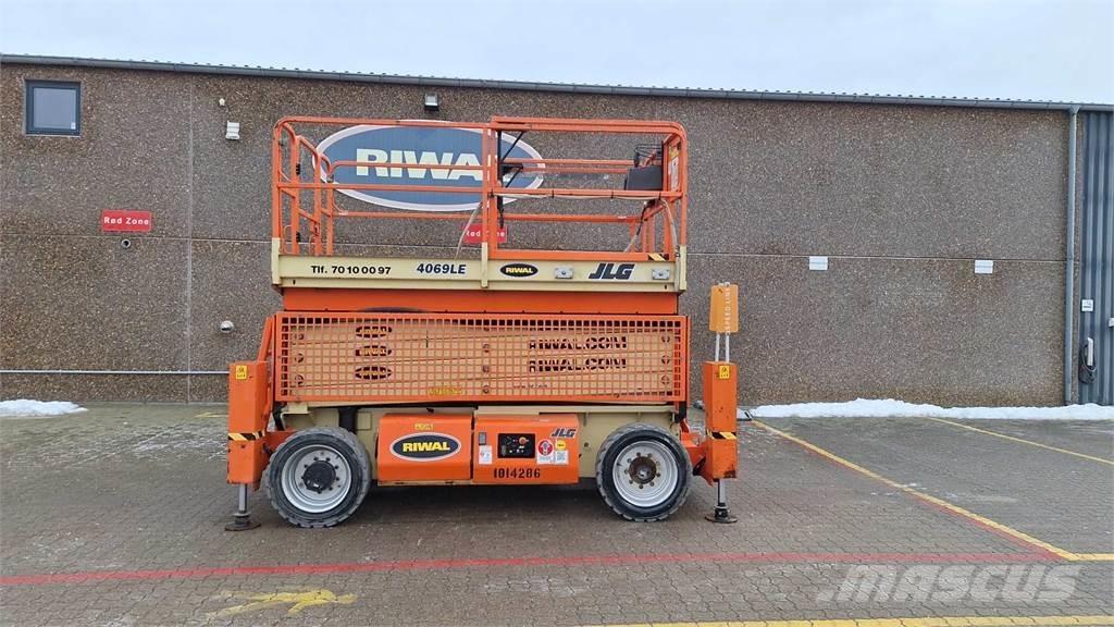 JLG 4069LE Žirkliniai keltuvai