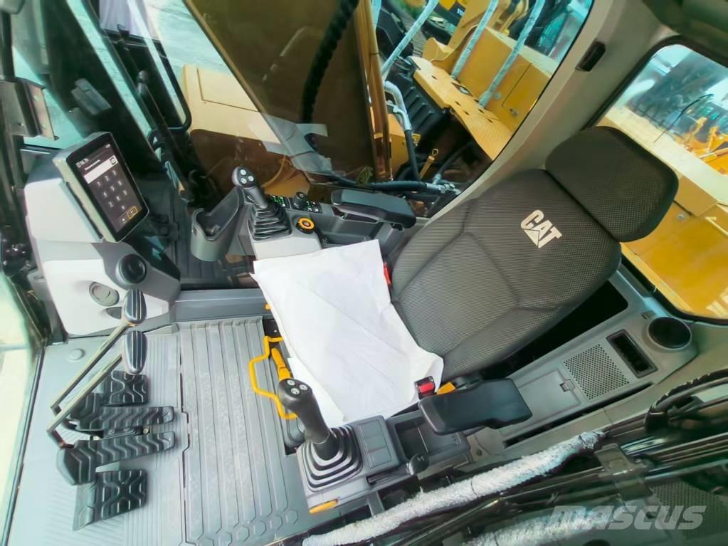 CAT 320 GC Vikšriniai ekskavatoriai