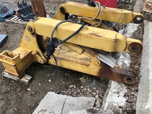 CAT D7R Kultivatoriai-purentuvai