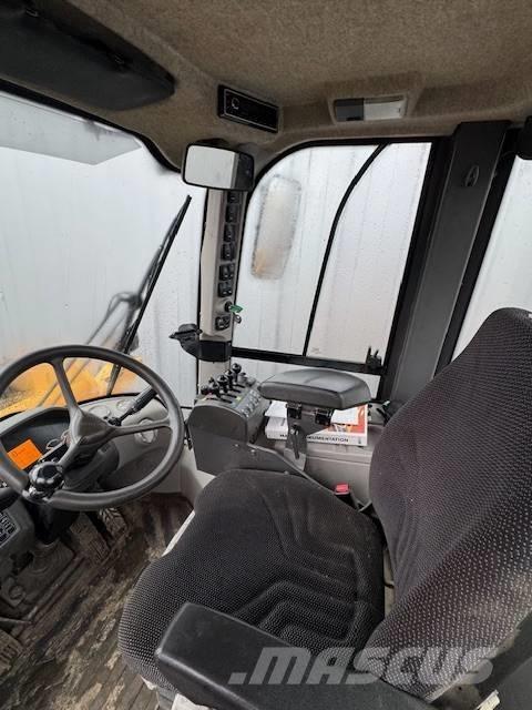 Volvo L 45 F Naudoti ratiniai krautuvai